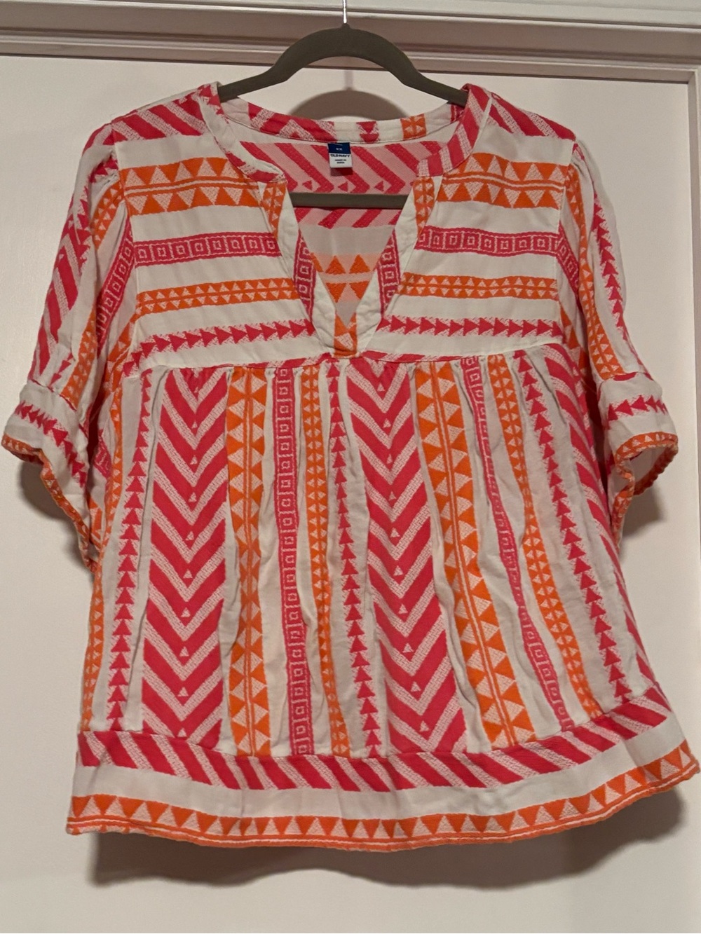 ⭐️Old Navy Pink & Orange Short-Sleeve Embroidered Tunic